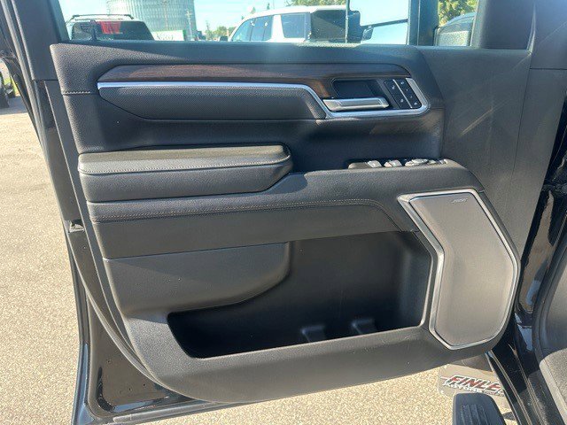 Certified 2025 Chevrolet Silverado 2500 High Country w/ Technology Package image 13