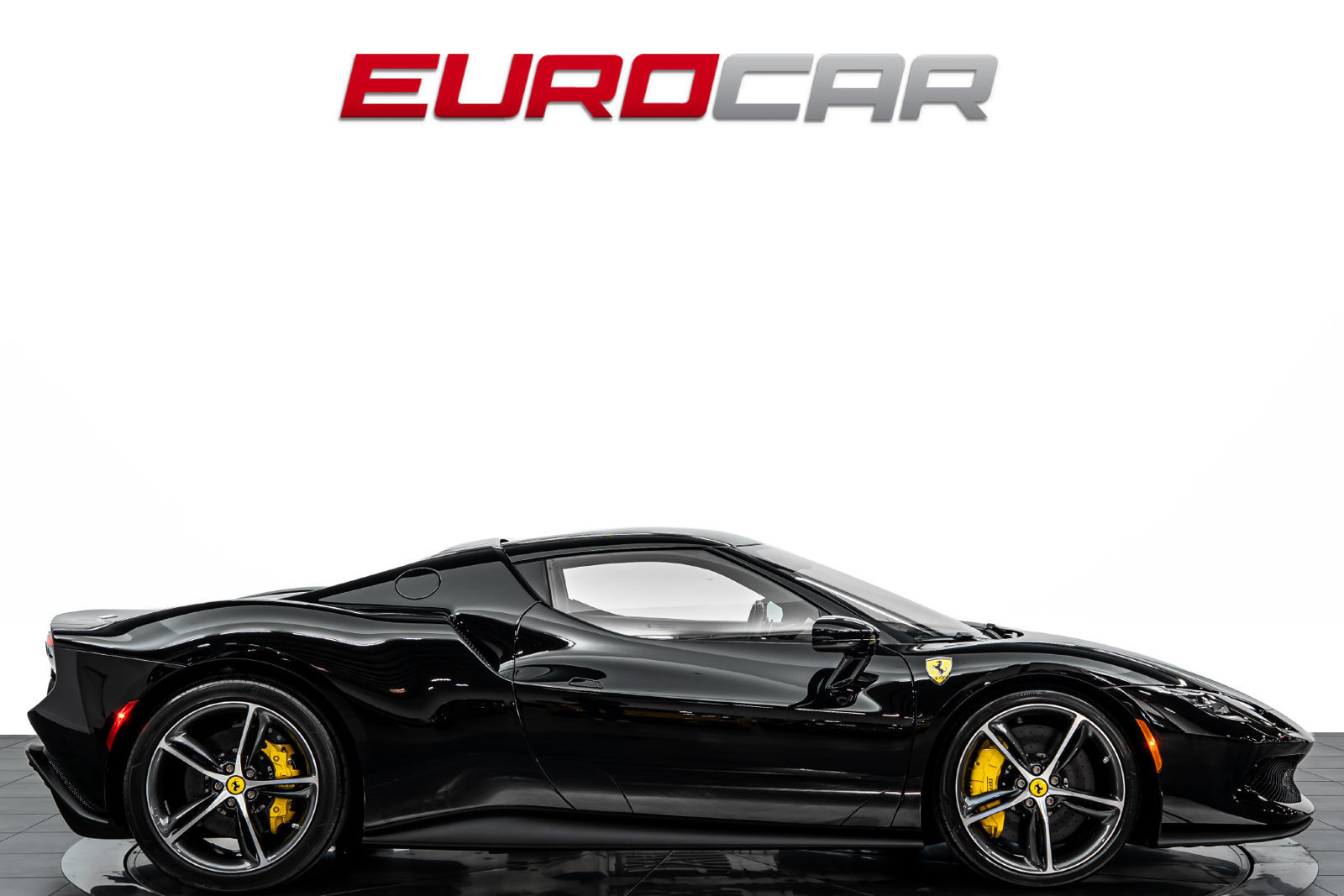 Used 2023 Ferrari 296 GTB RWD image 6