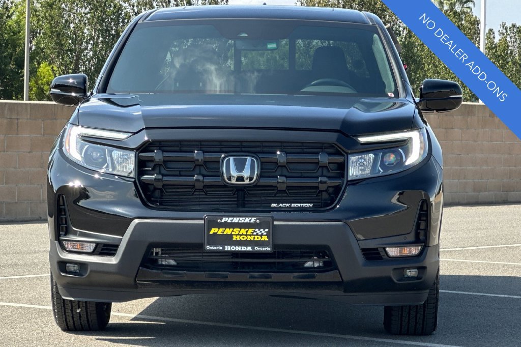 Certified 2025 Honda Ridgeline Black Edition image 9