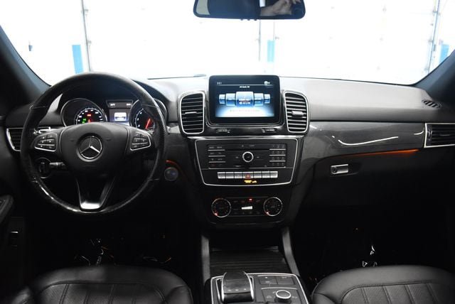 Used 2018 Mercedes-Benz GLE 350 4MATIC image 5