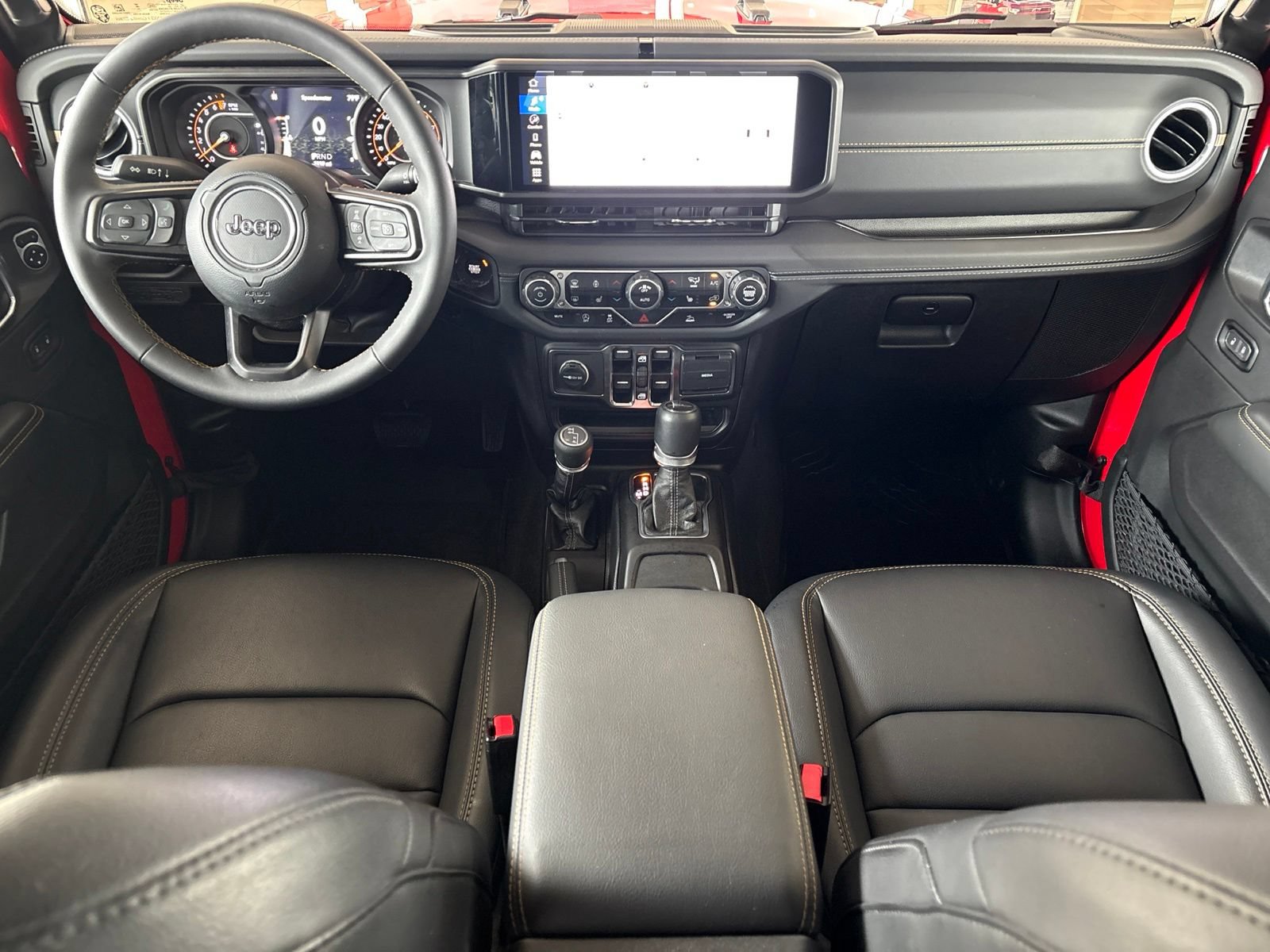 Used 2024 Jeep Gladiator Sport AWD/4WD image 21