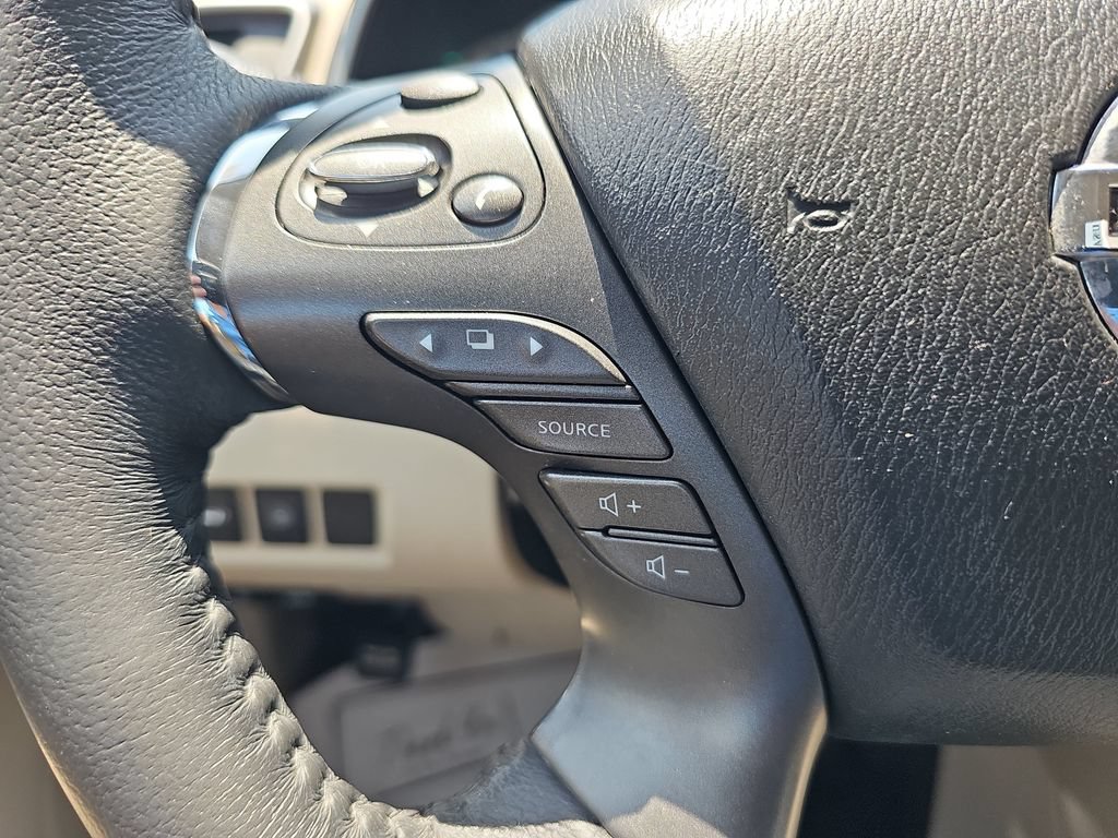 Used 2019 Nissan Murano Platinum FWD image 17
