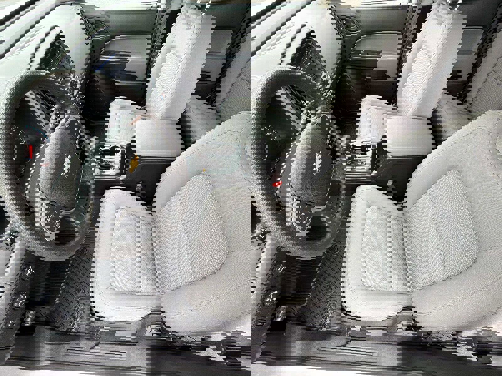 Used 2019 Chevrolet Colorado W/T w/ WT Convenience Package image 3