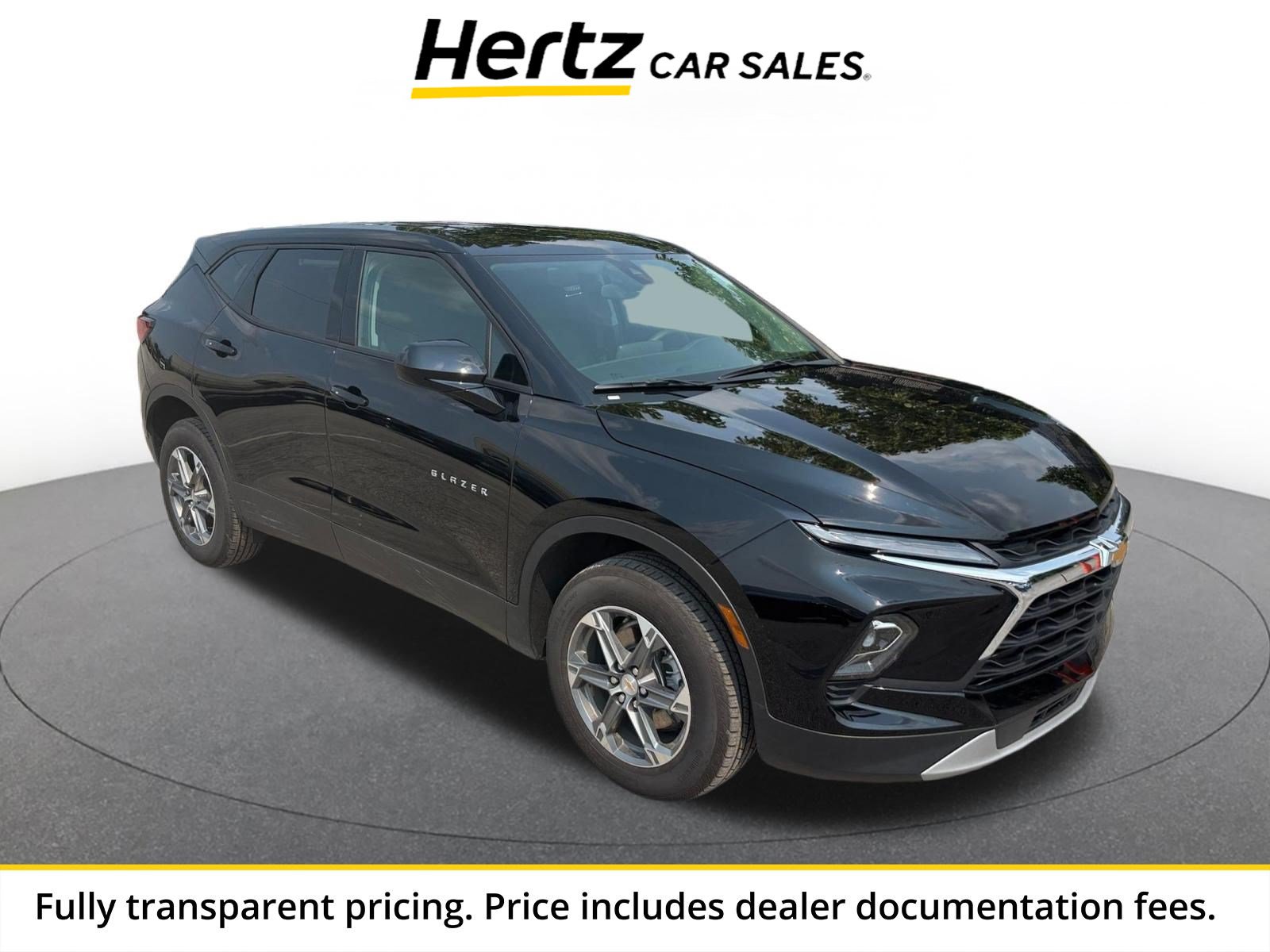 Used 2026 Chevrolet Blazer LT FWD image 1