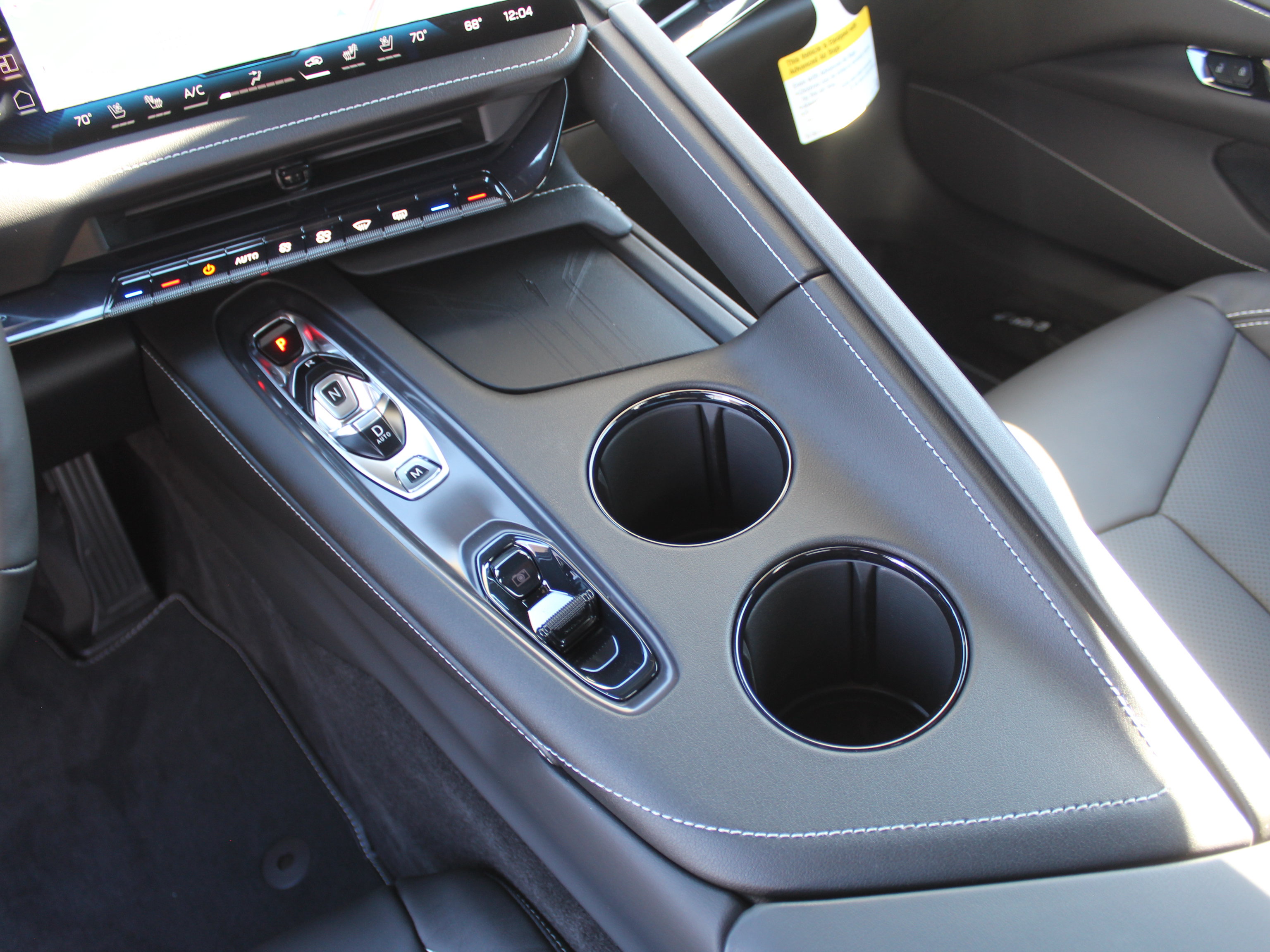 New 2027 Chevrolet Corvette Stingray Convertible w/ Z51 Performance Package RWD image 24