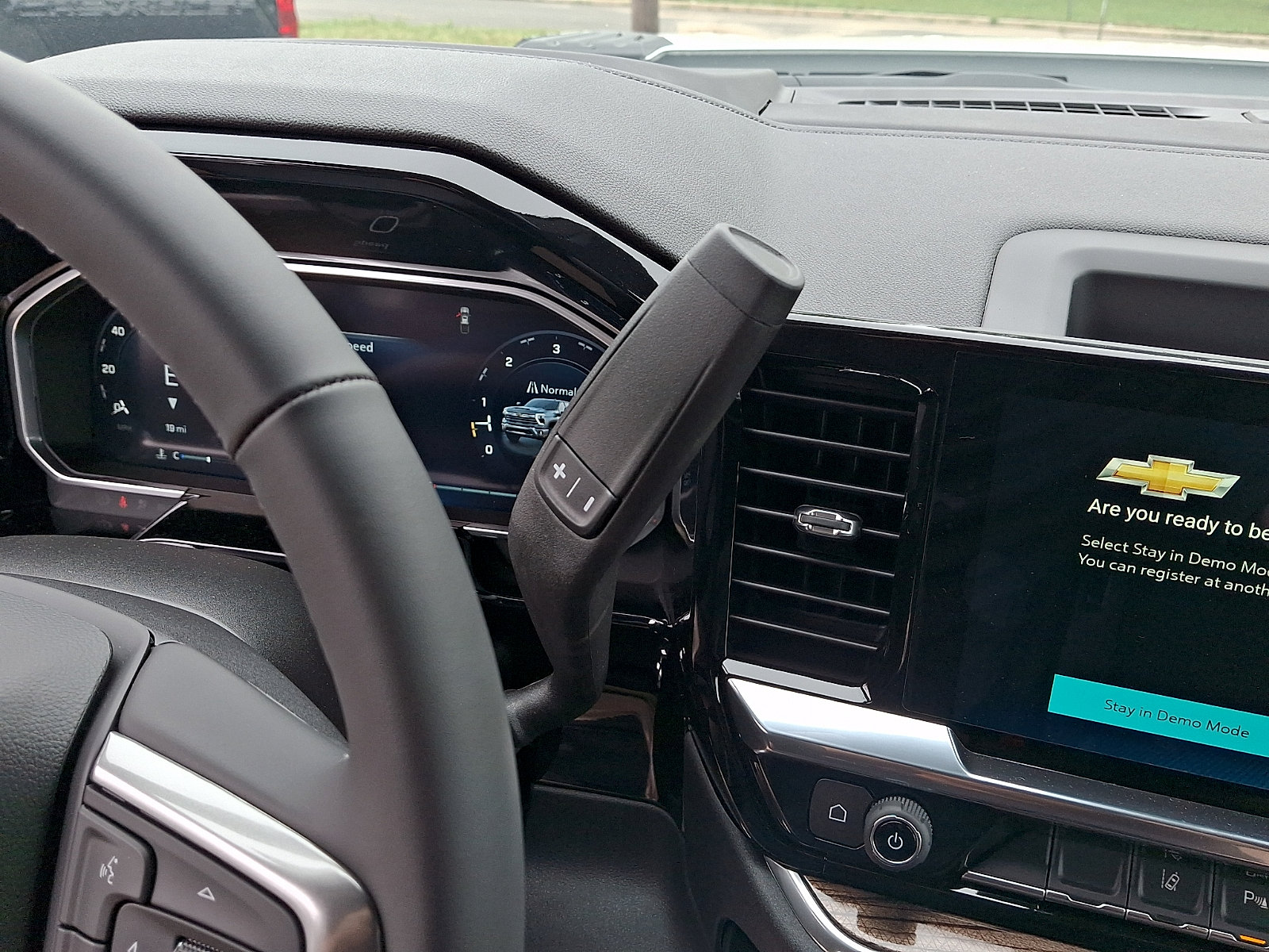 New 2026 Chevrolet Silverado 2500 LT w/ Trail Boss Package AWD/4WD image 12