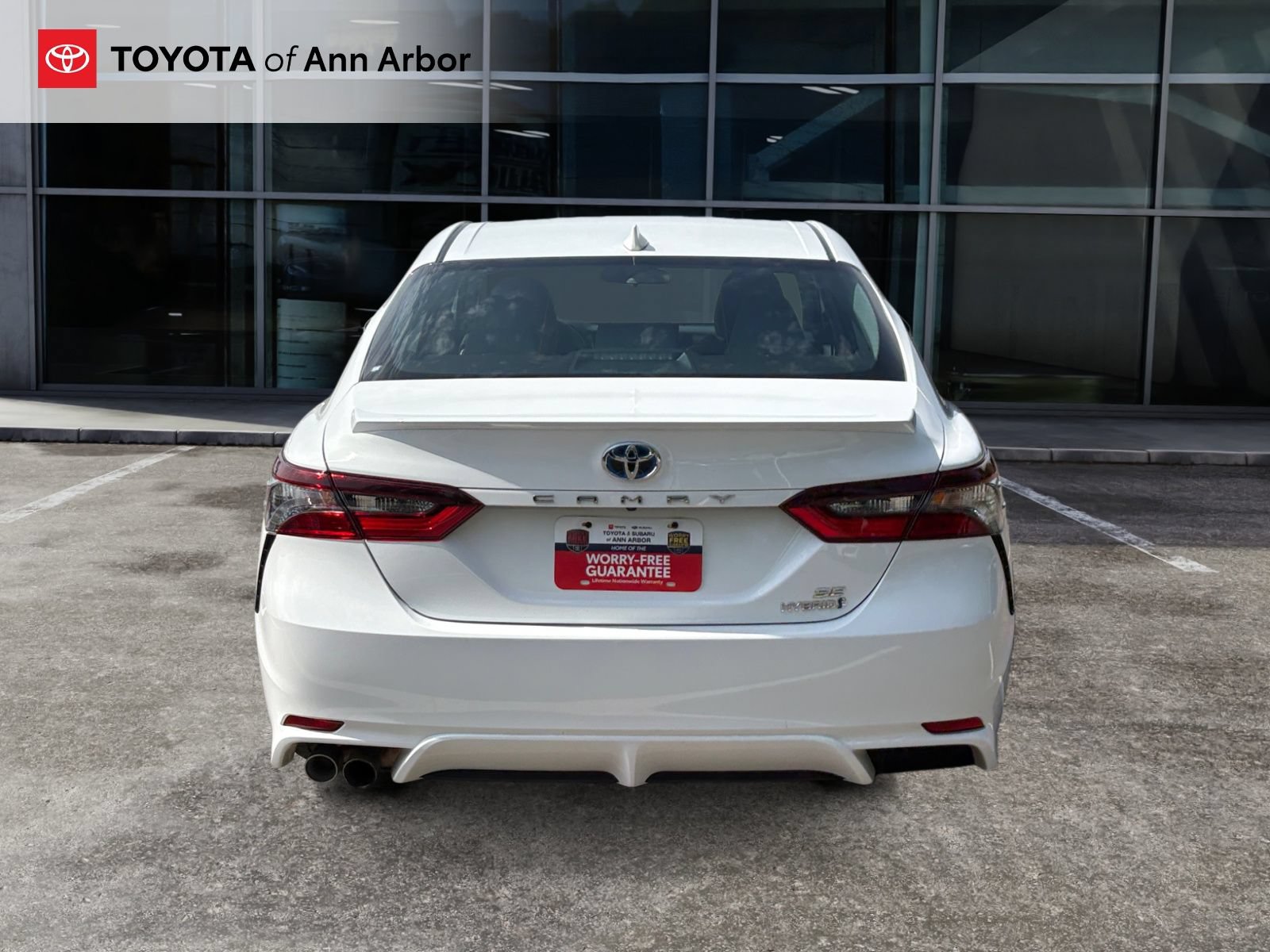 Used 2024 Toyota Camry SE FWD image 9