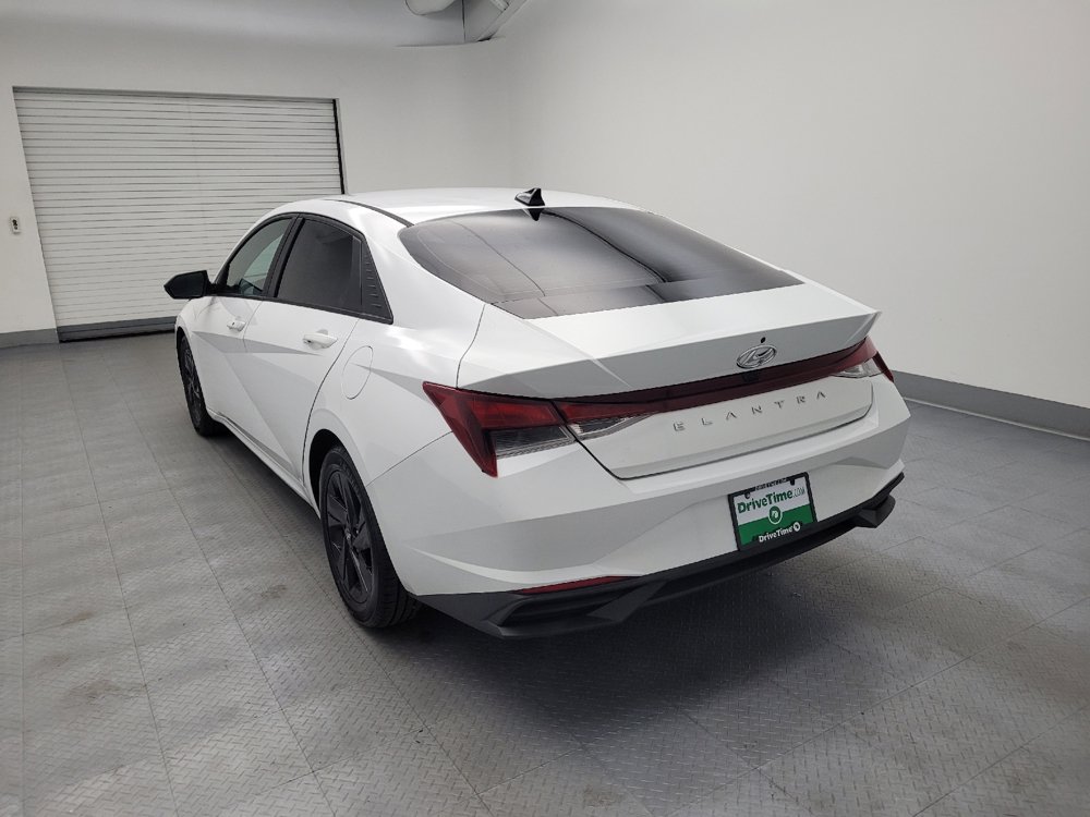 Used 2021 Hyundai Elantra SEL FWD image 5