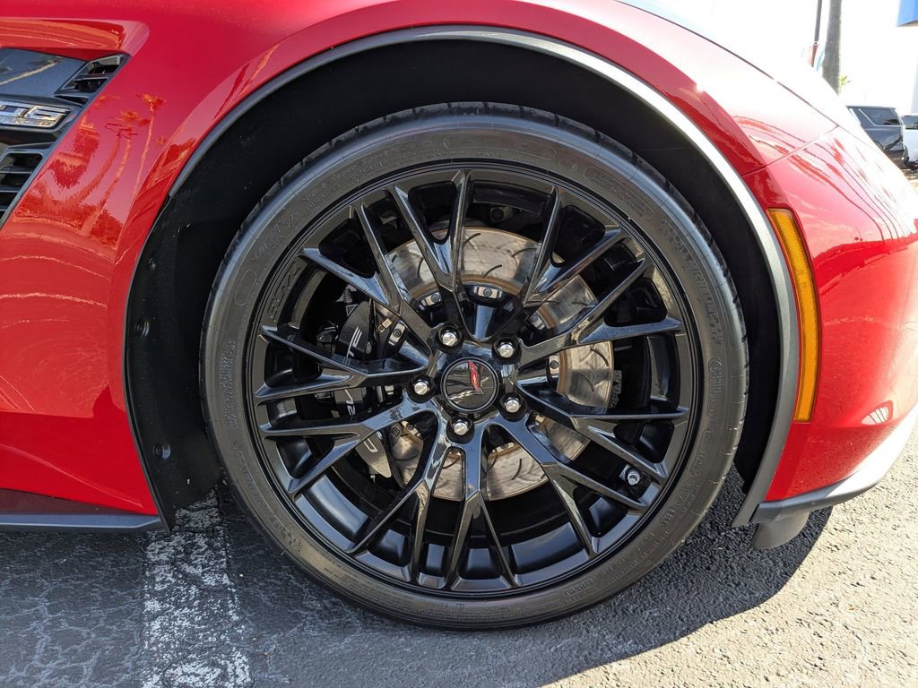 Used 2016 Chevrolet Corvette Z06 w/ 2LZ Preferred Equipment Group image 12