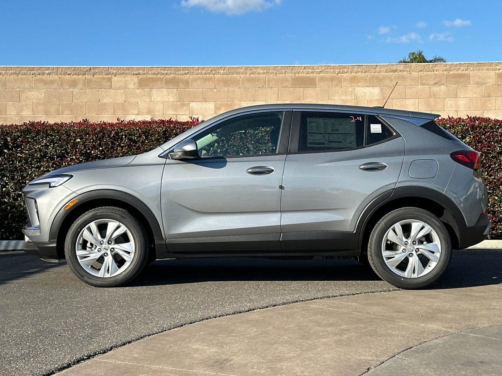 New 2026 Buick Encore GX Preferred FWD image 7