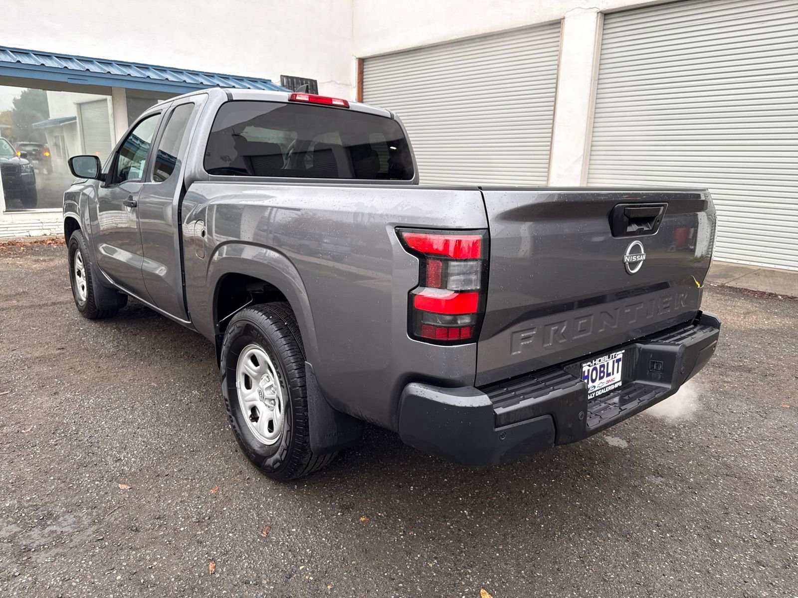 Used 2025 Nissan Frontier S image 3