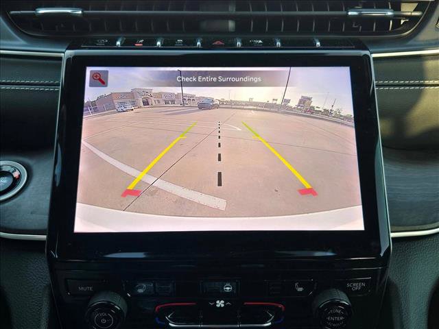 Used 2024 Jeep Grand Cherokee L Limited image 14