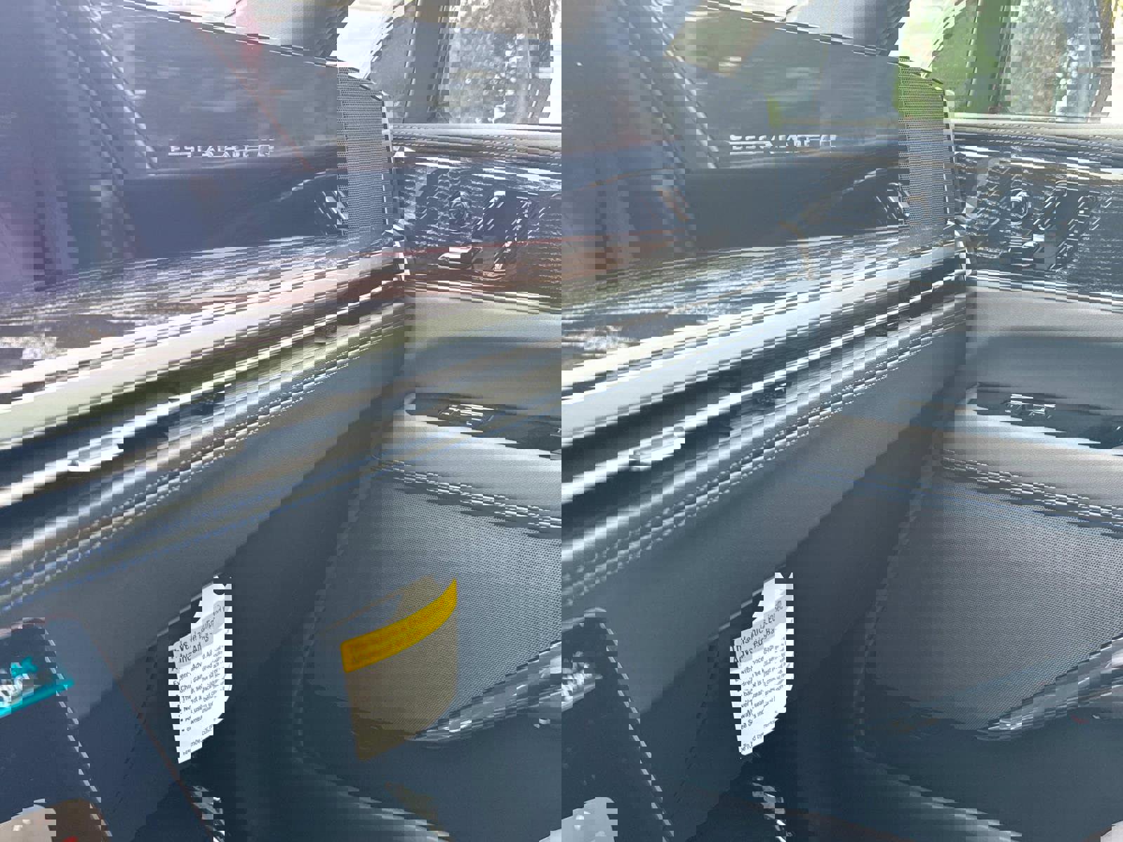 New 2026 Cadillac Escalade IQ Luxury 1 w/ LPO, Floor Liner Package image 24