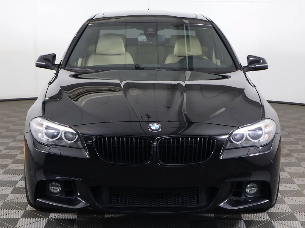 Used 2015 BMW 550i xDrive Sedan AWD/4WD image 11