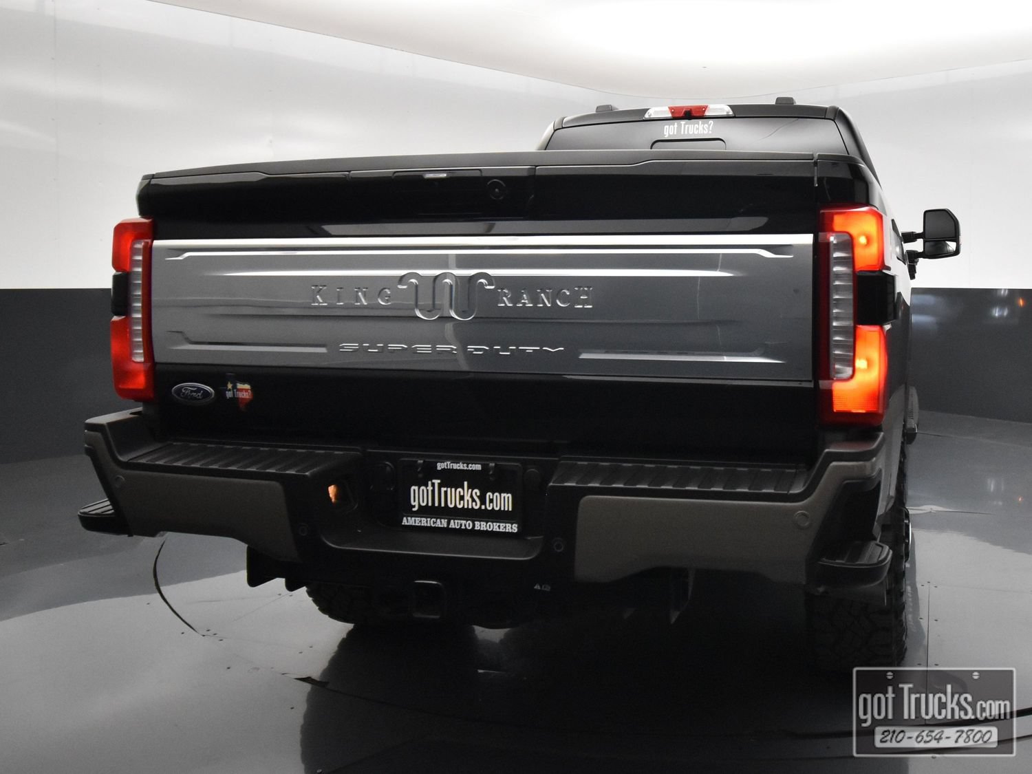 Used 2026 Ford F250 King Ranch w/ Tremor Off-Road Package AWD/4WD image 6