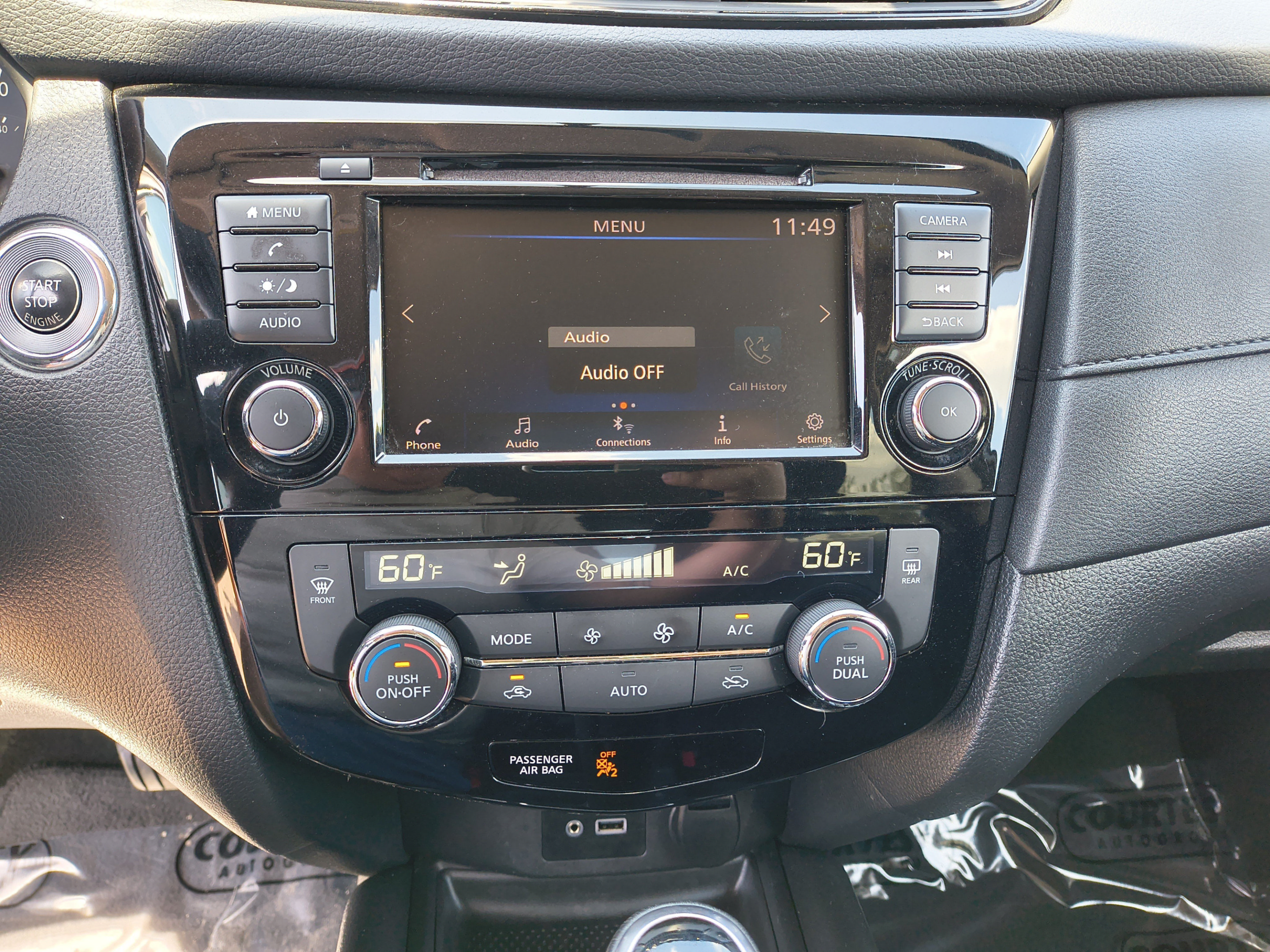 Used 2018 Nissan Rogue SV FWD image 25
