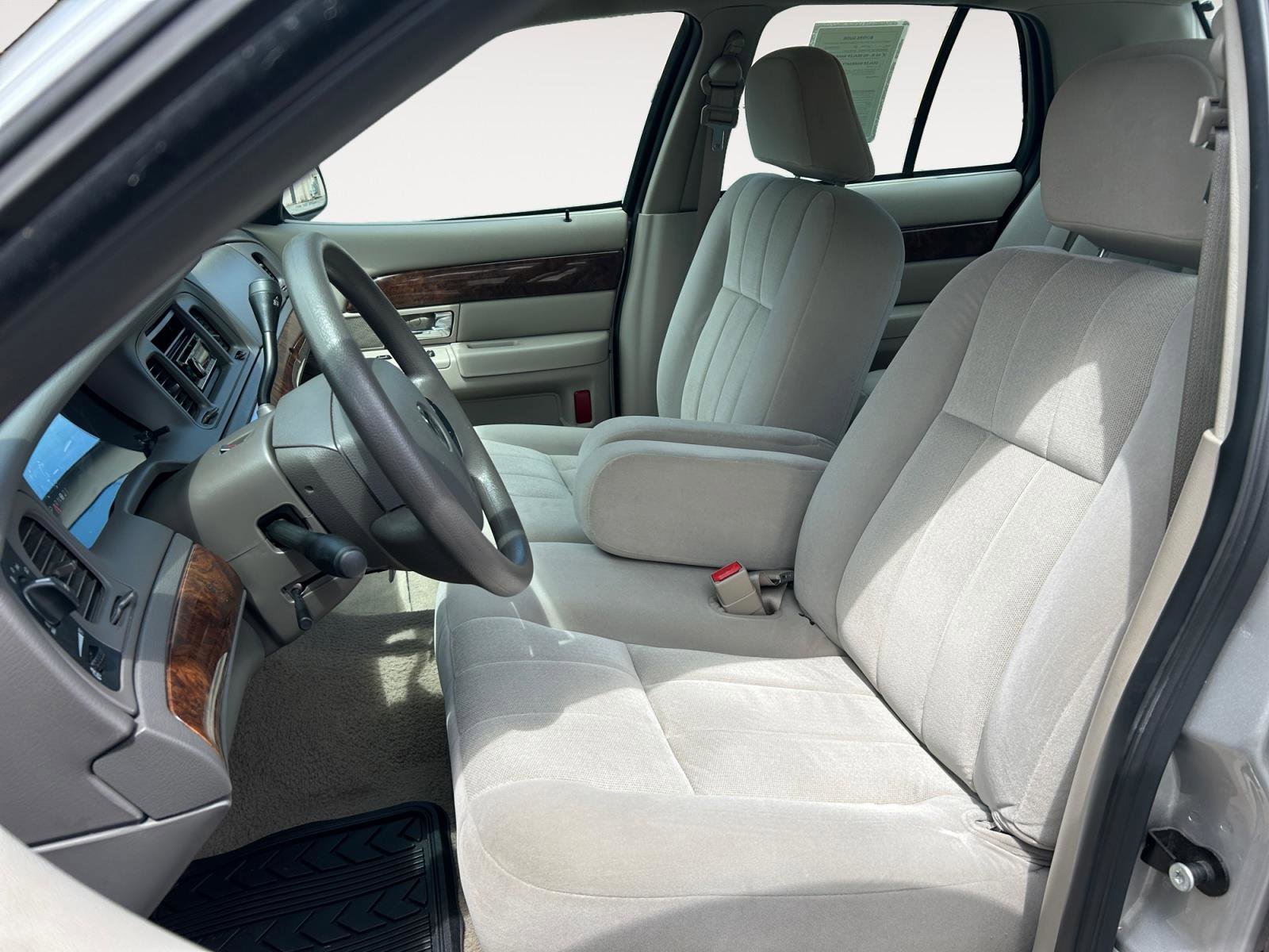Used 2006 Mercury Grand Marquis GS RWD image 9
