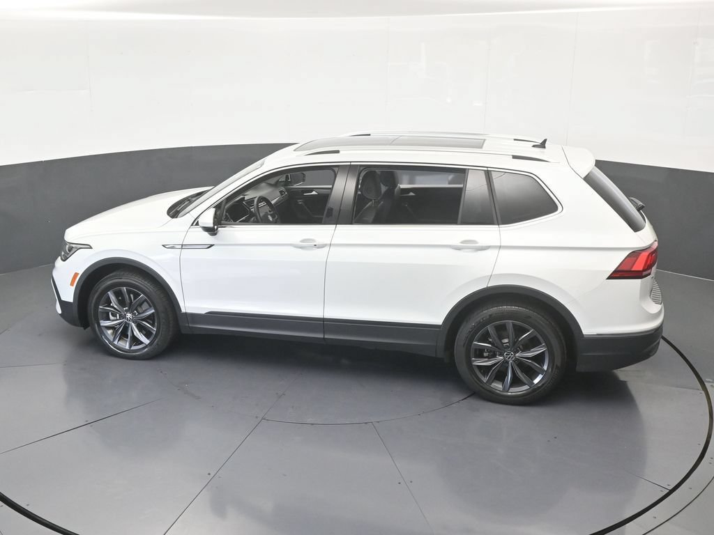 Used 2023 Volkswagen Tiguan SE FWD image 49