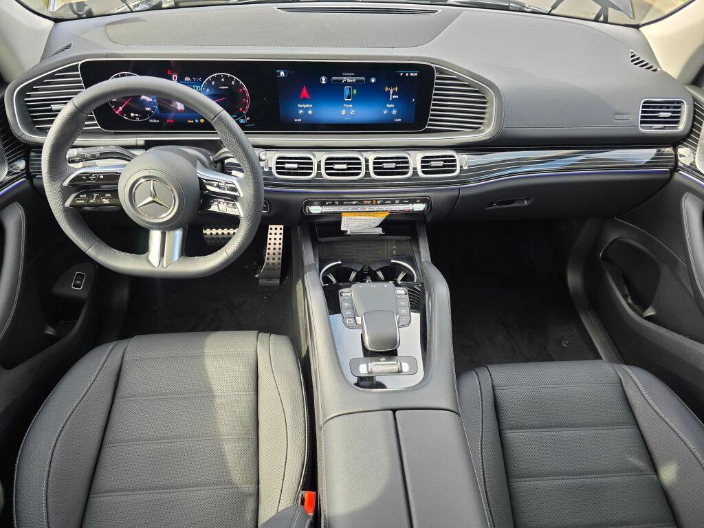 New 2026 Mercedes-Benz GLS 450 4MATIC image 18