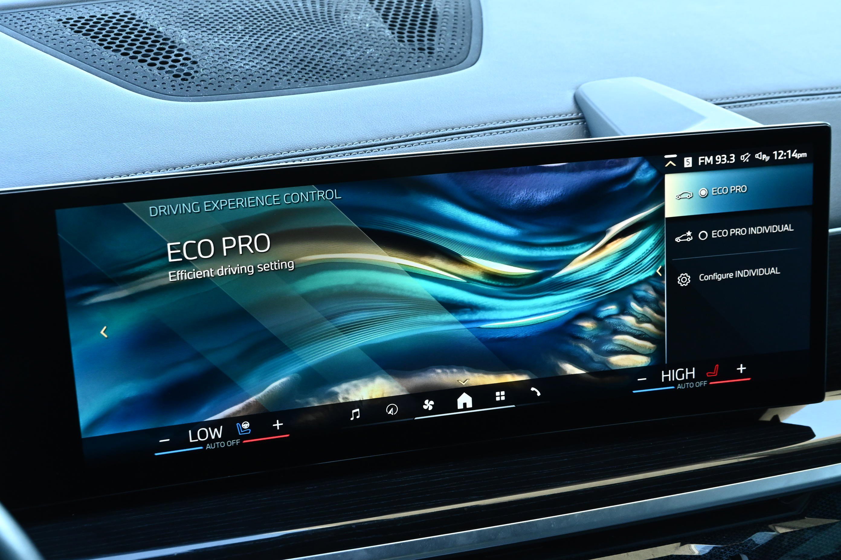 Certified 2024 BMW X7 xDrive40i w/ Executive Package image 35