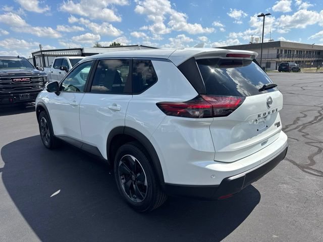 Used 2024 Nissan Rogue SV AWD/4WD image 7