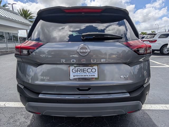 Used 2022 Nissan Rogue SV image 14