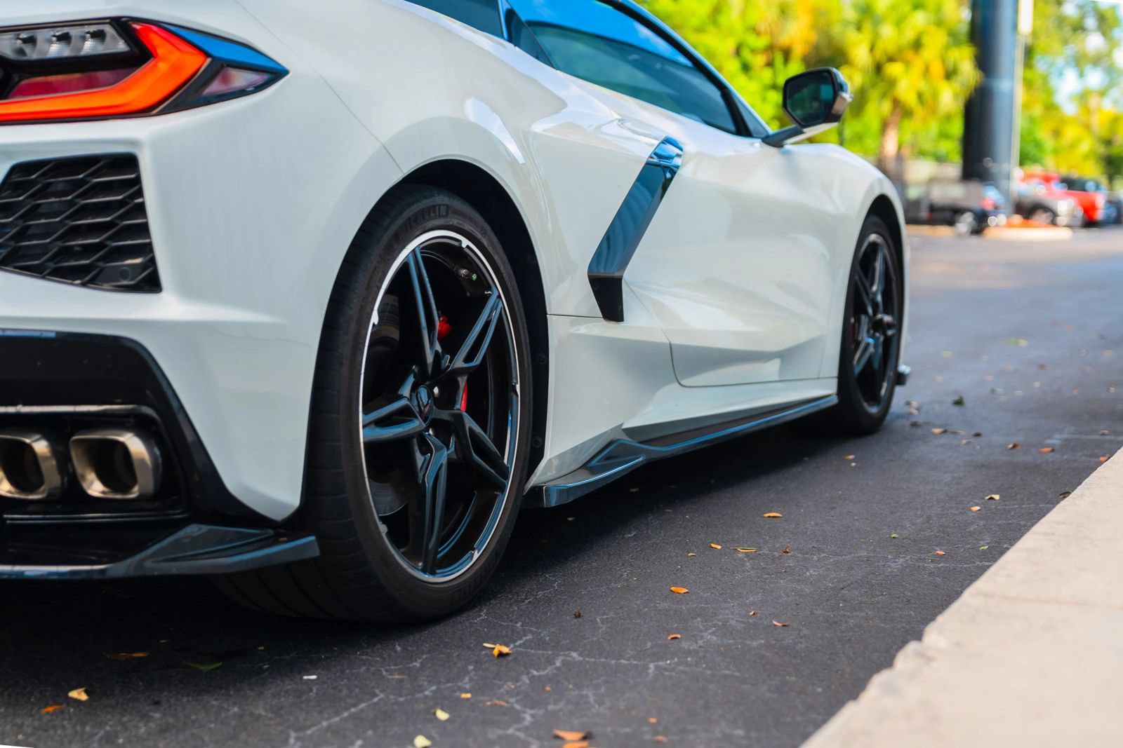 Used 2022 Chevrolet Corvette Stingray Premium Conv w/ Z51 Performance Package RWD image 11