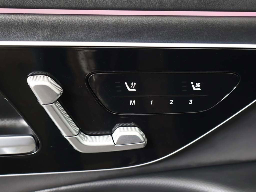 Used 2025 Mercedes-Benz E 450 4MATIC Sedan w/ Multicontour Seating Package image 36