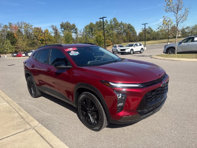 Used 2024 Chevrolet Trax ACTIV FWD image 7