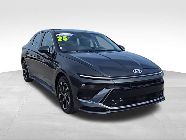 Used 2025 Hyundai Sonata SEL AWD/4WD image 2