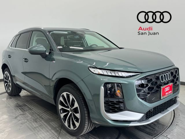 New 2026 Audi Q3 quattro 2.0T AWD/4WD image 1
