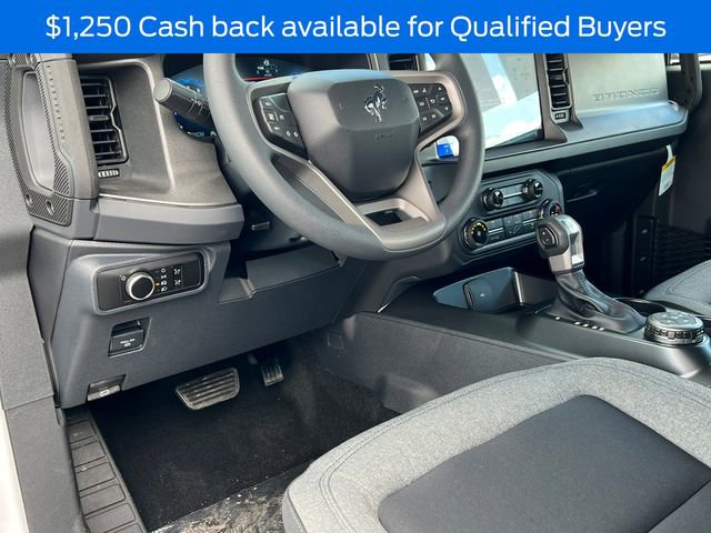 New 2026 Ford Bronco 2-Door image 3