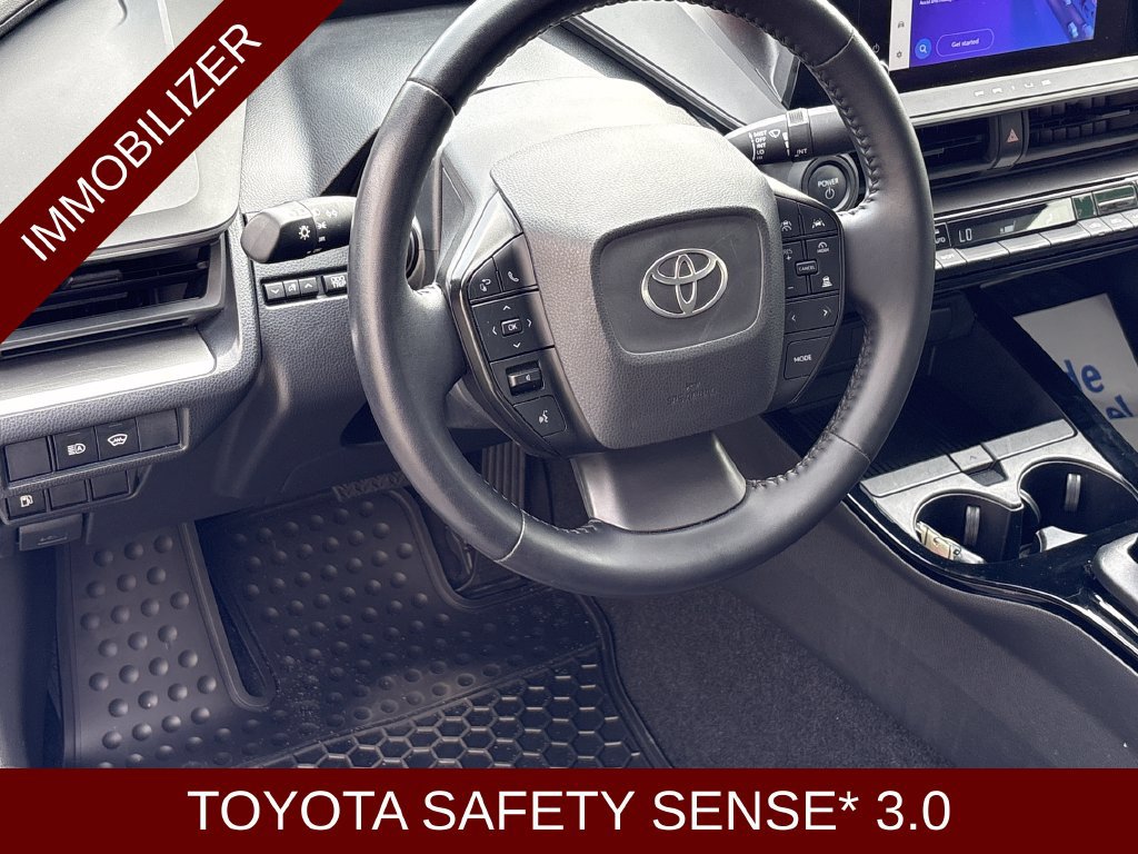 Used 2025 Toyota Prius LE FWD image 10