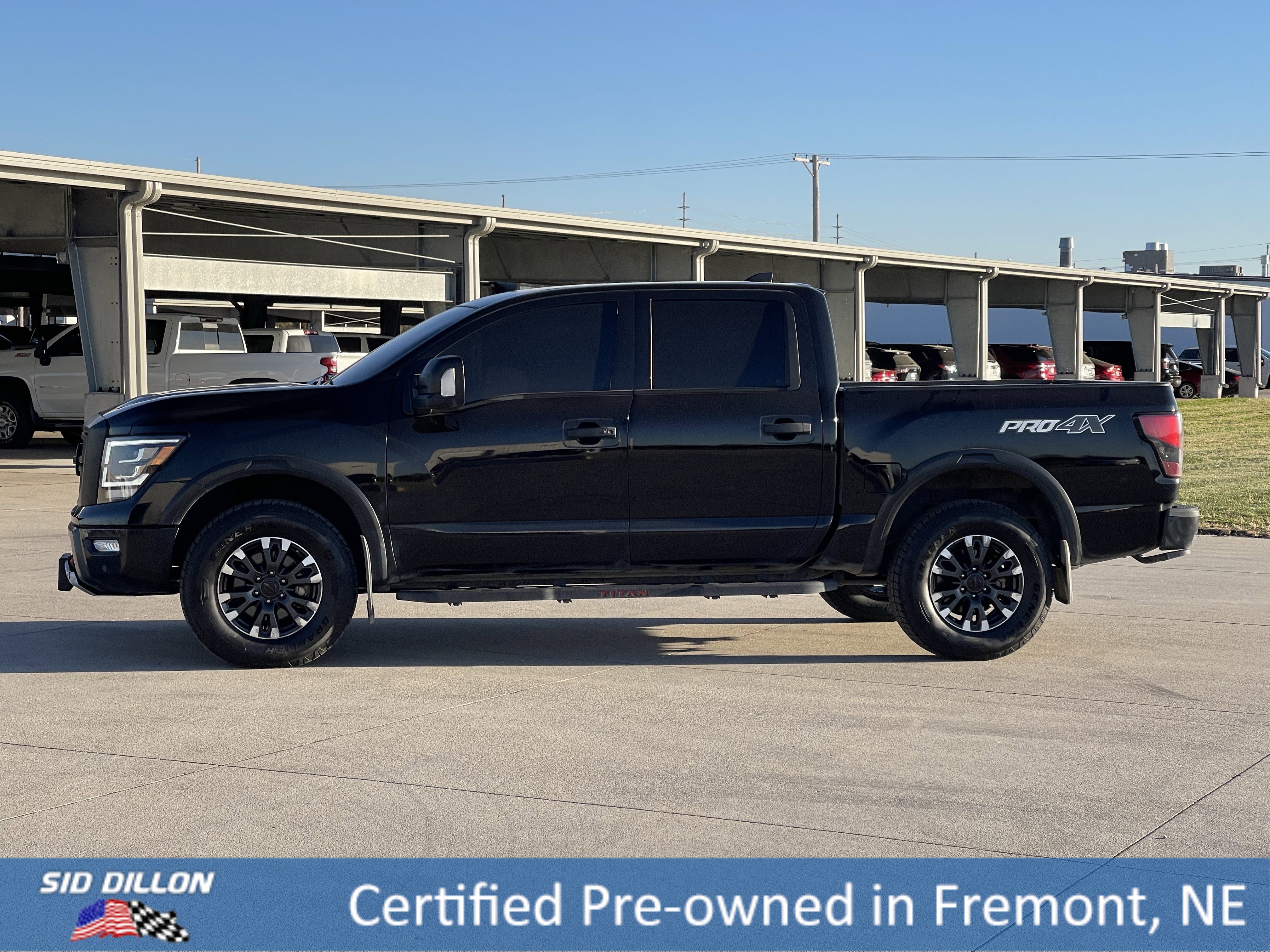Used 2024 Nissan Titan PRO-4X w/ Pro-4x Convenience Package image 19