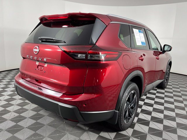 Certified 2025 Nissan Rogue SV w/ SV Premium Package FWD image 11