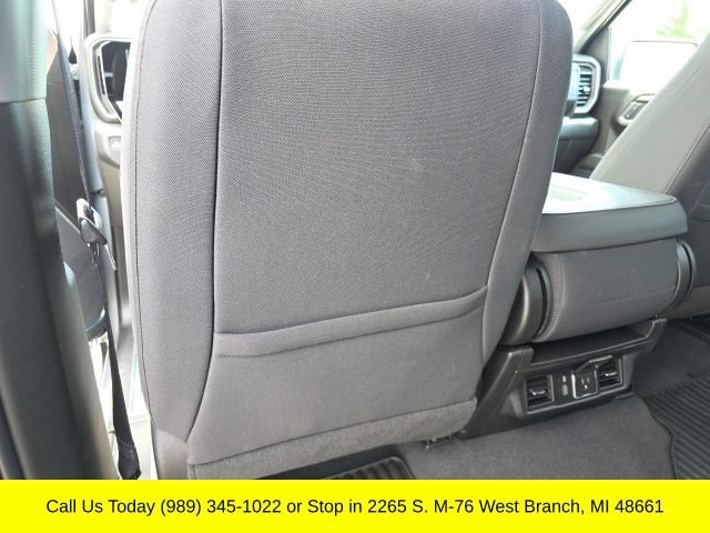 Used 2023 Chevrolet Silverado 1500 LT AWD/4WD image 39