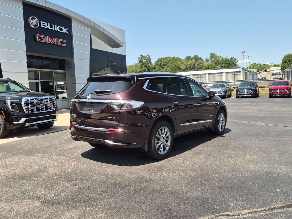 Used 2023 Buick Enclave Avenir w/ Avenir Technology Package AWD/4WD image 5