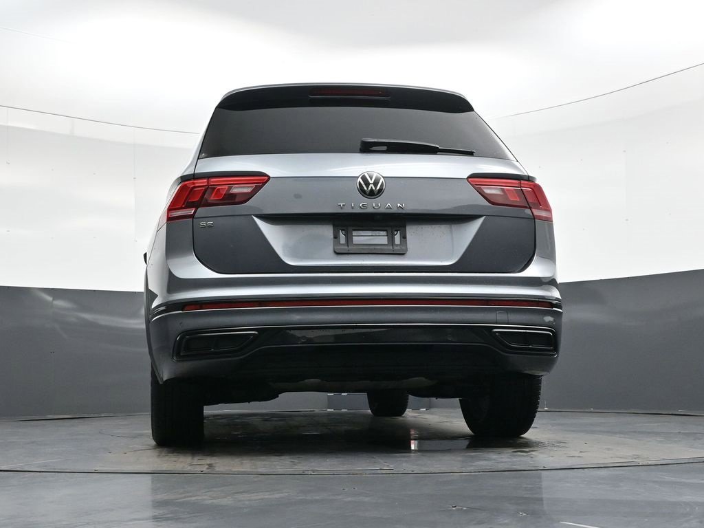 Used 2022 Volkswagen Tiguan SE R-Line image 35