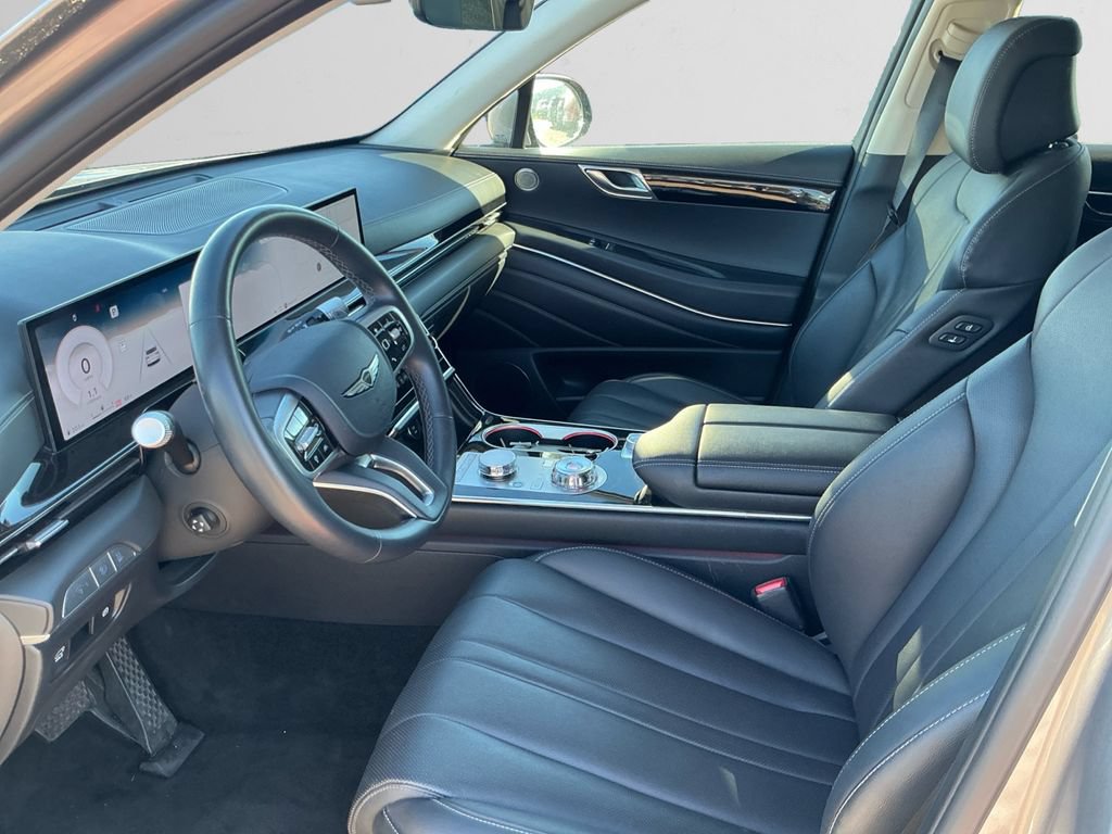 Used 2025 Genesis GV80 2.5T Standard AWD/4WD image 9