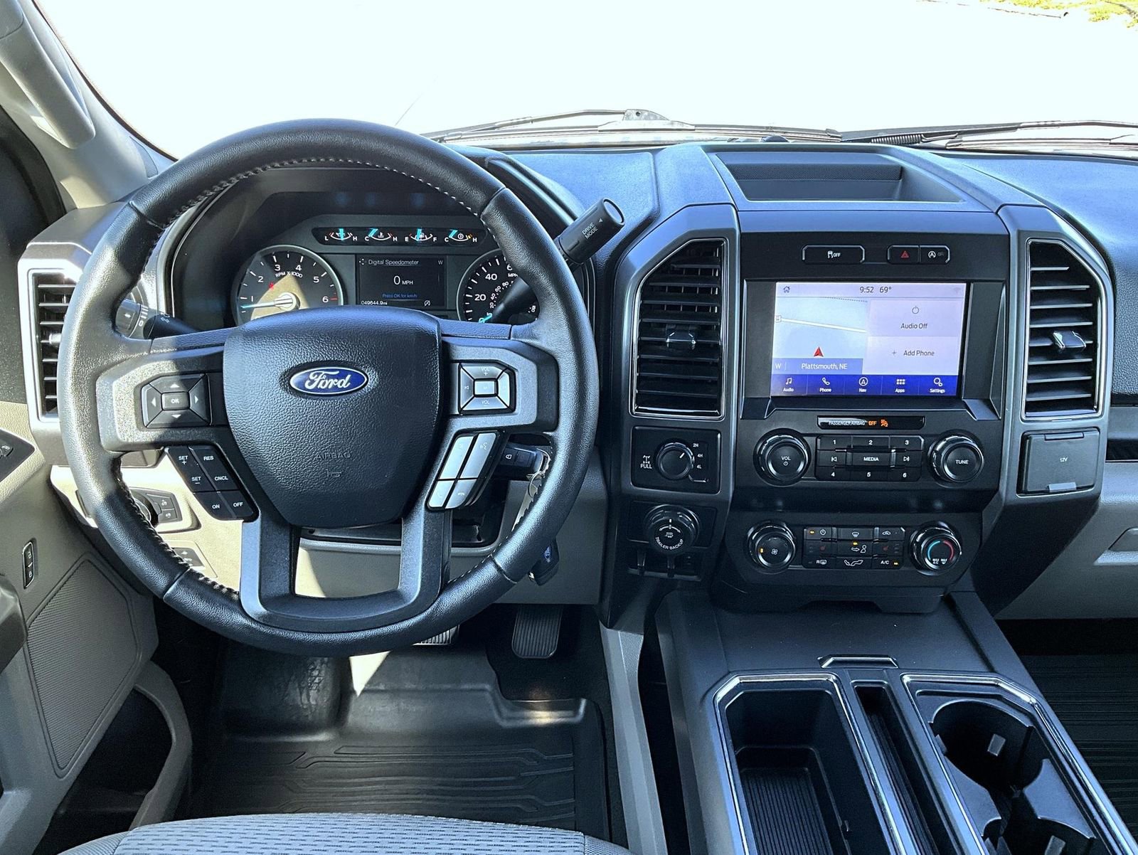 Used 2020 Ford F150 XLT w/ Equipment Group 302A Luxury AWD/4WD image 12
