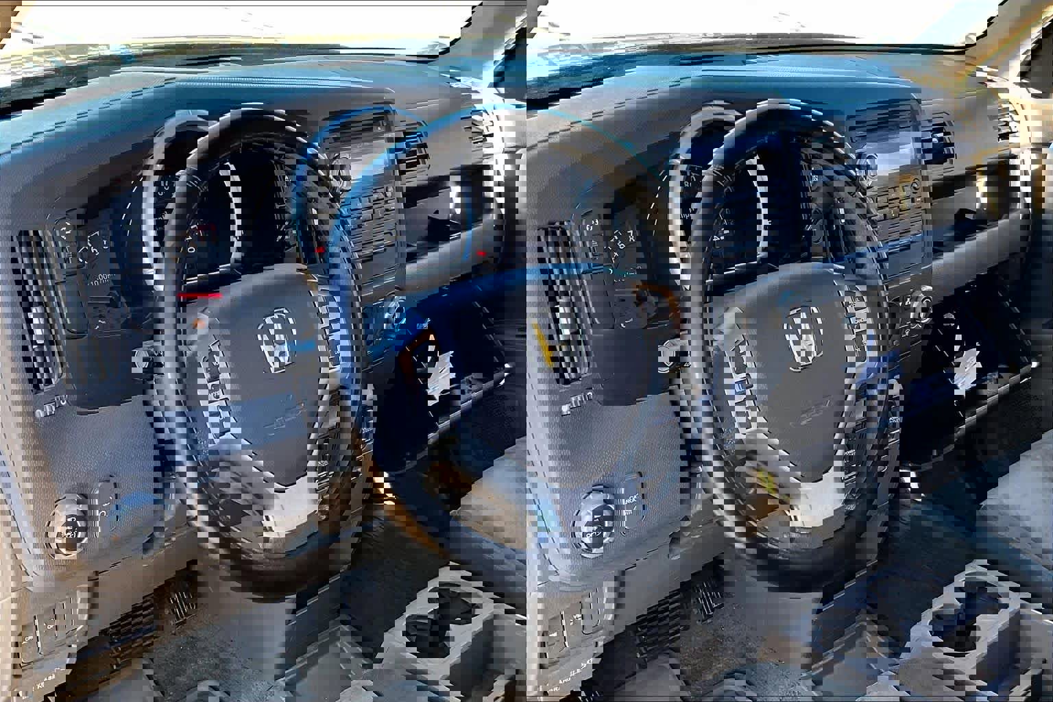 Used 2006 Honda Ridgeline RTS image 16