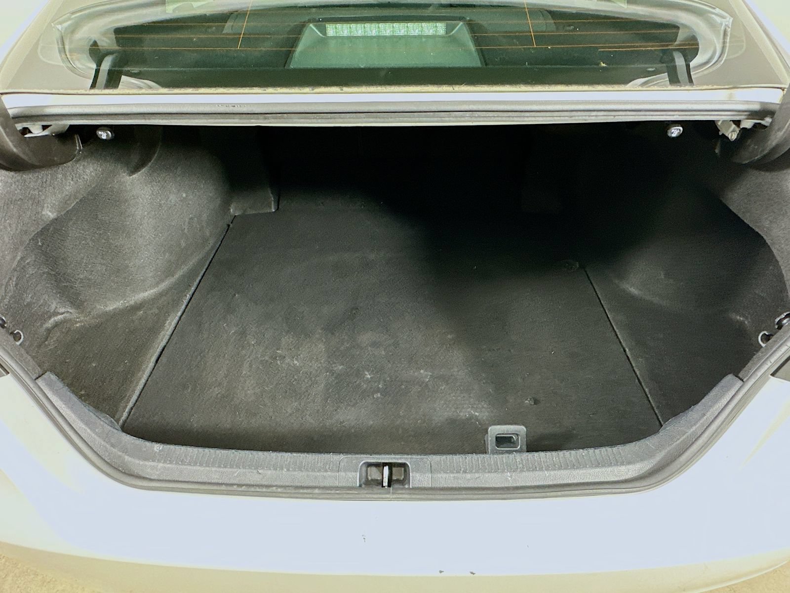 Used 2020 Toyota Camry XSE FWD image 36