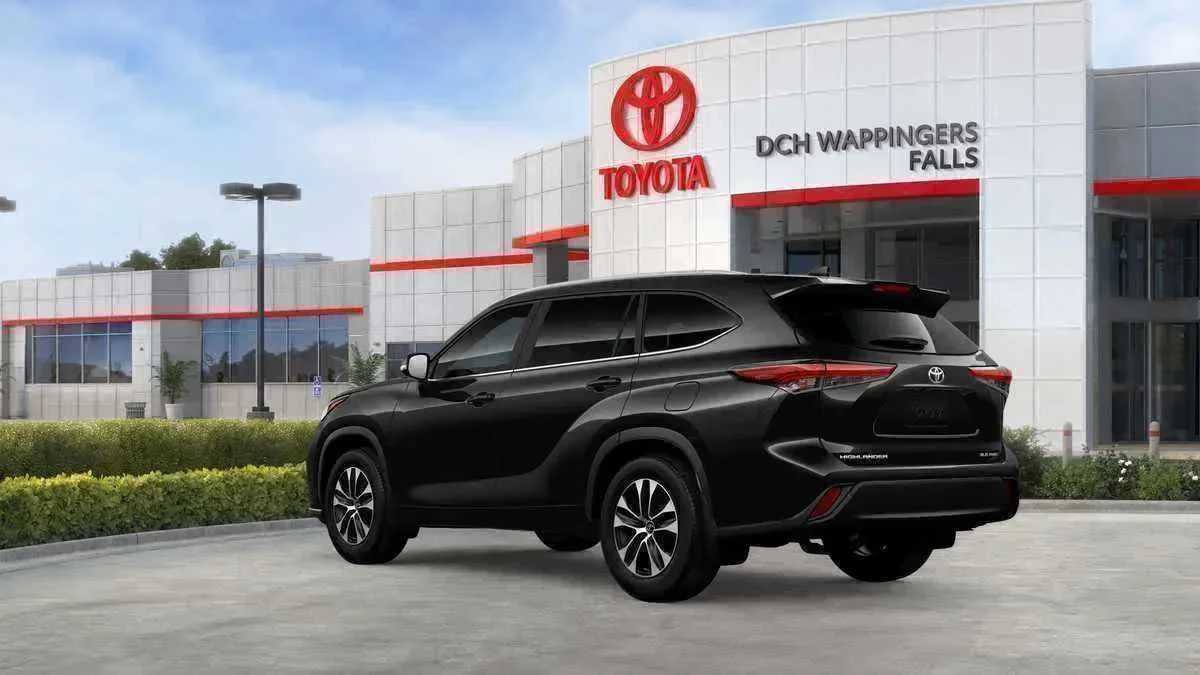 New 2026 Toyota Highlander XLE AWD/4WD image 8