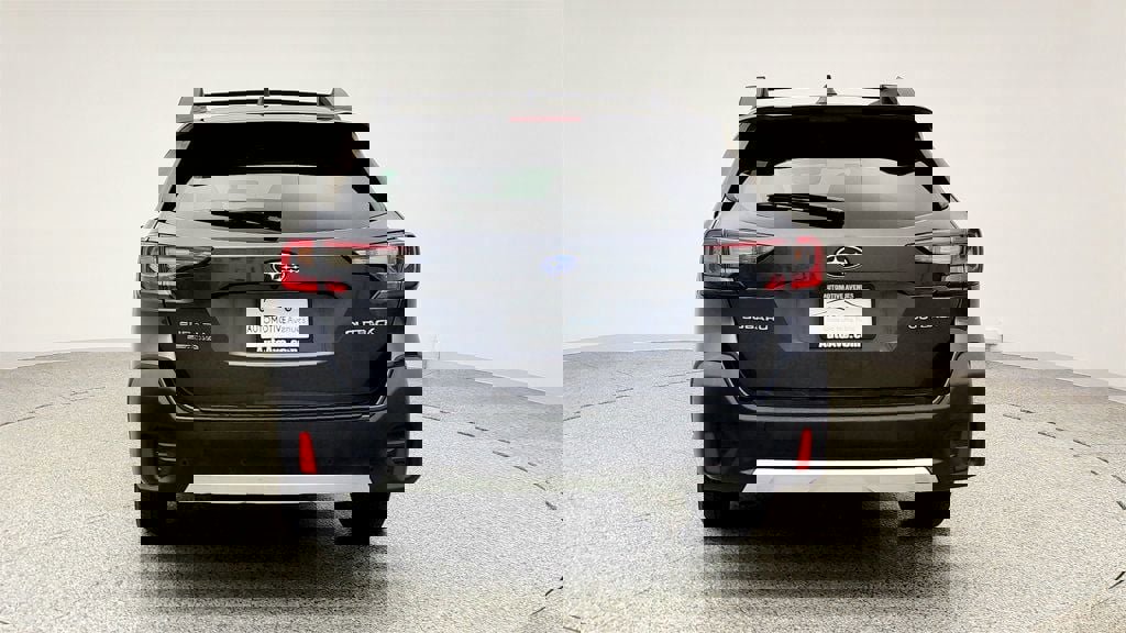 Used 2022 Subaru Outback Limited image 6