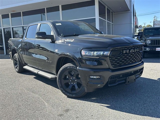 New 2026 RAM 1500 4x4 Crew Cab image 2
