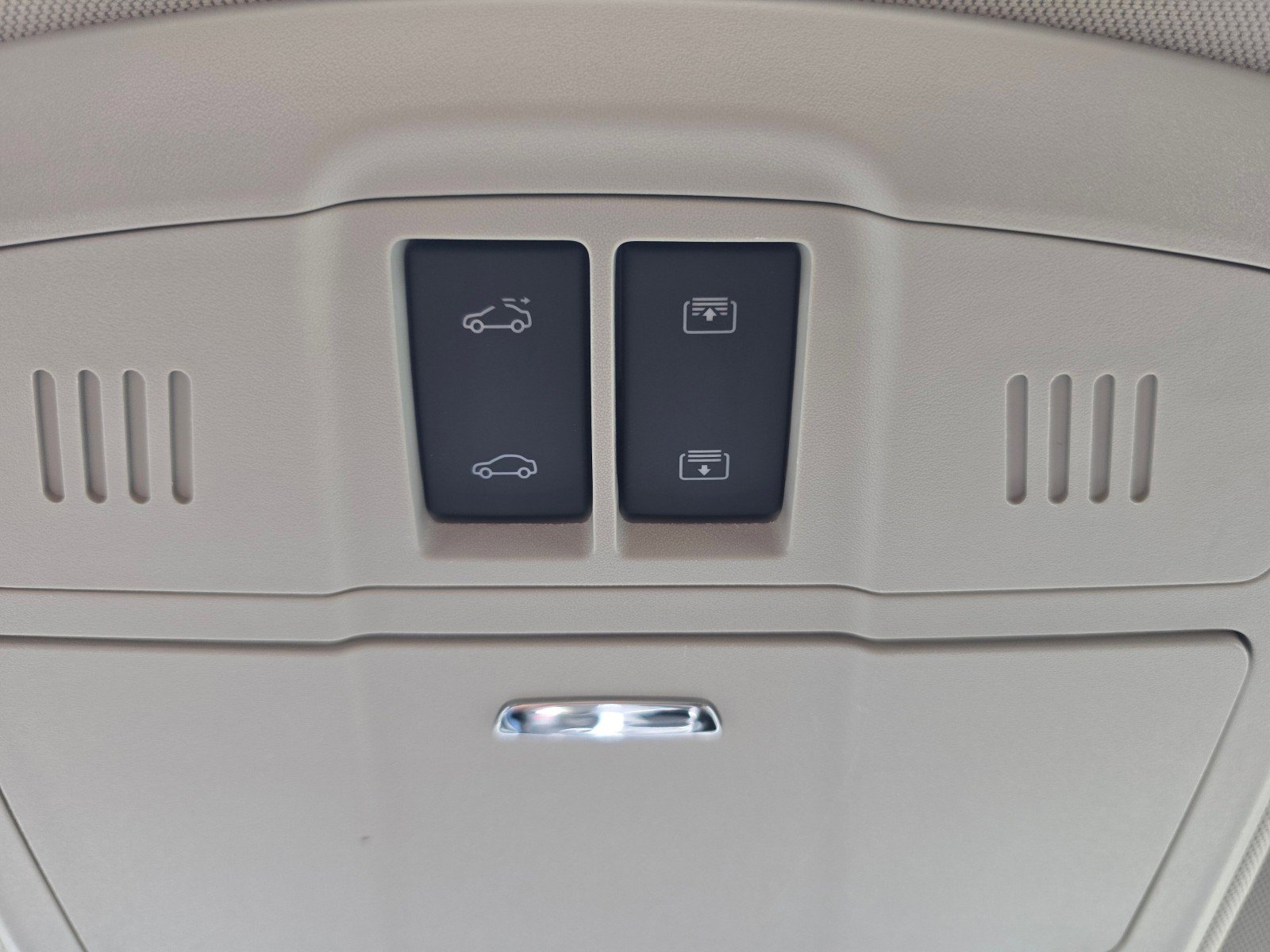 Used 2019 Buick Envision Essence w/ LPO, Active Package image 37