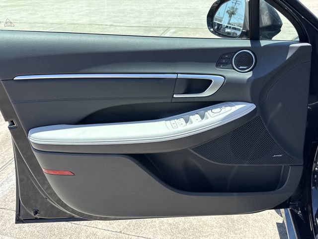 New 2025 Hyundai Sonata Limited FWD image 9