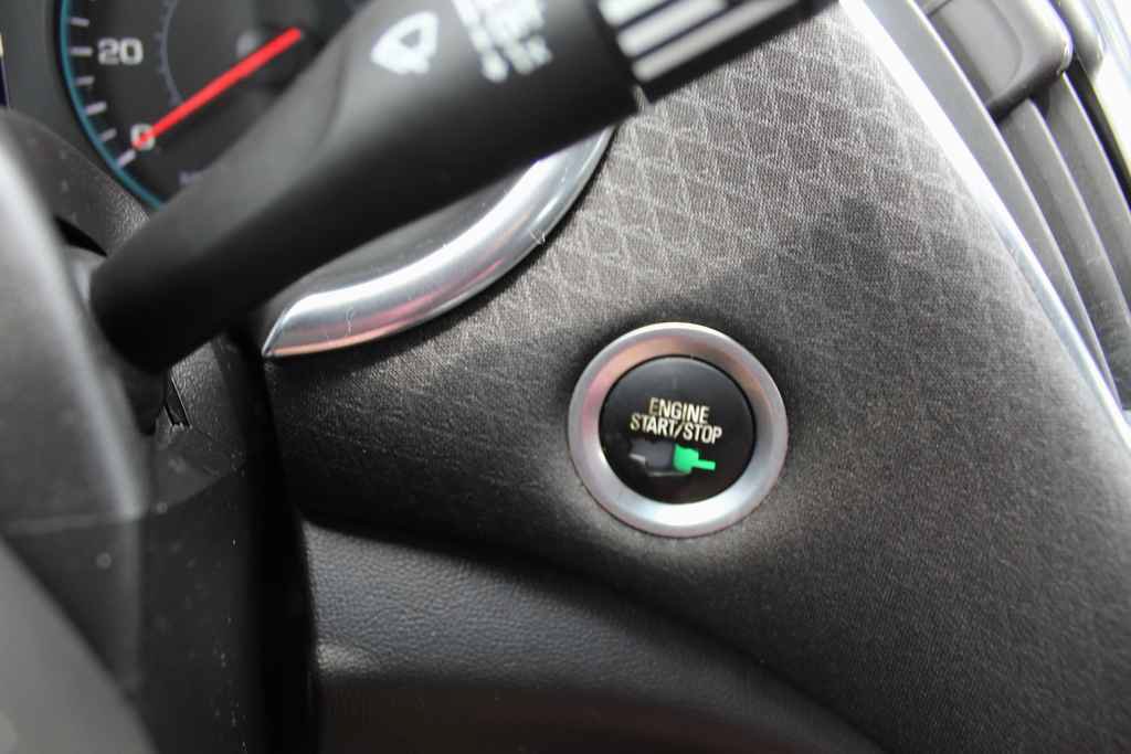 Used 2019 Chevrolet Malibu LT FWD image 18