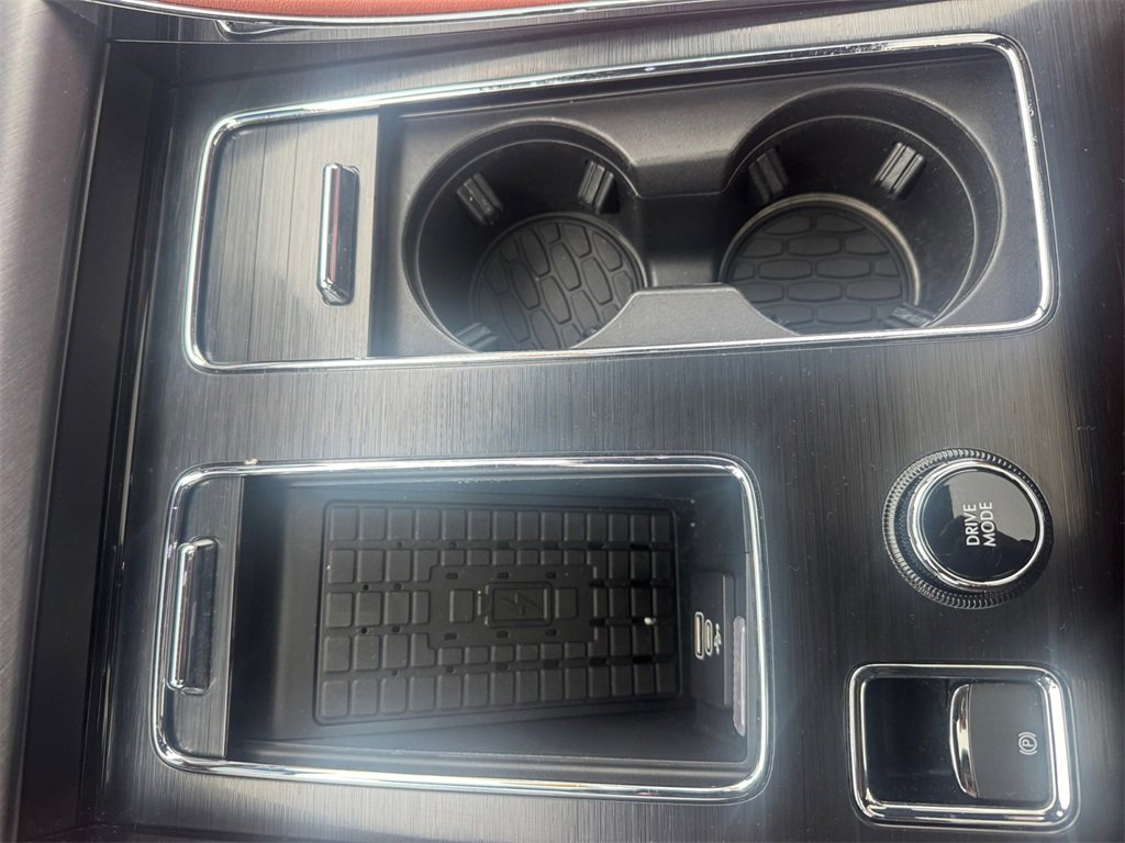 Used 2025 Lincoln Aviator Reserve w/ Equipment Group 201A image 20