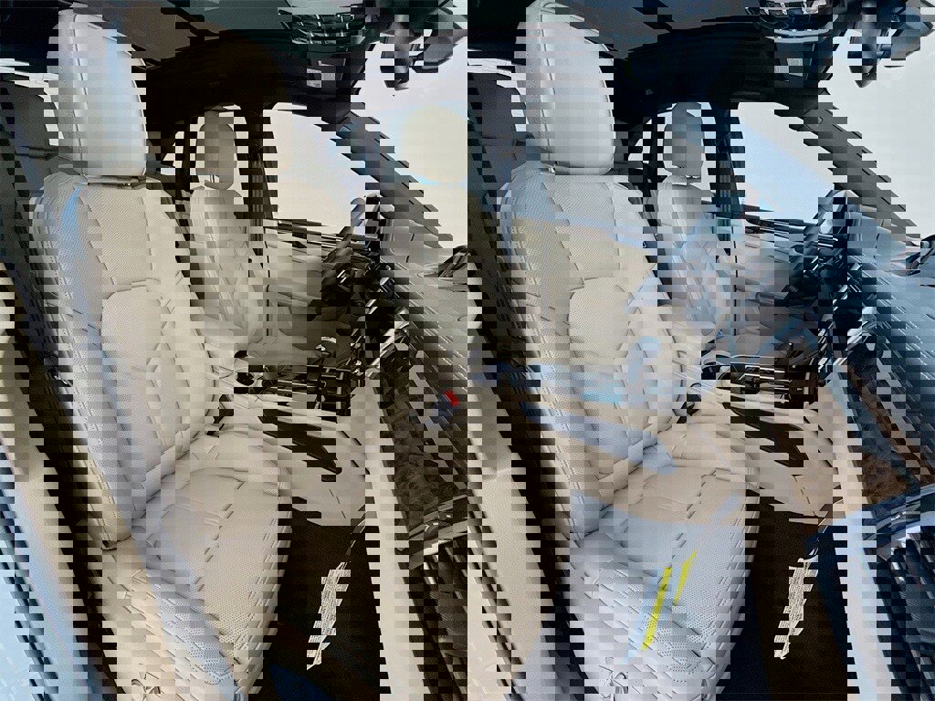 New 2026 Porsche Macan S image 31